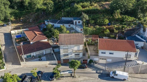 Moradia T6 para Venda em Azurem