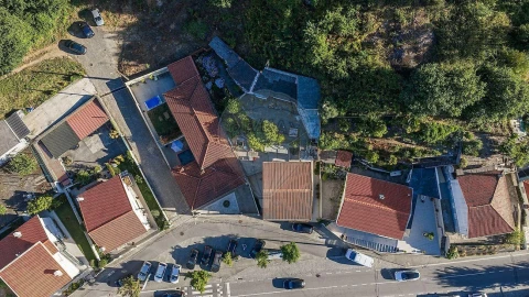 Moradia T6 para Venda em Azurem