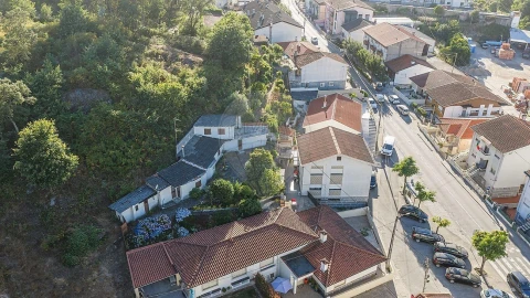 Moradia T6 para Venda em Azurem