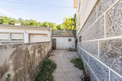 Moradia T6 para Venda em Azurem