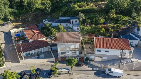 Moradia T6 para Venda em Azurem