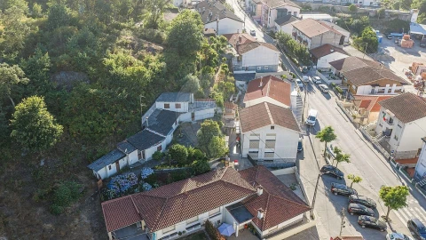 Moradia T6 para Venda em Azurem