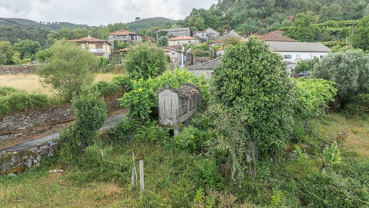 Moradia T1 para Venda em Valdreu Foto 4