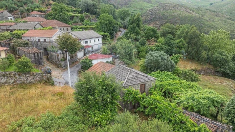 Moradia T1 para Venda em Valdreu