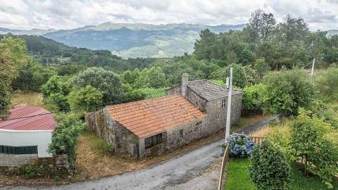 Moradia T1 para Venda em Valdreu