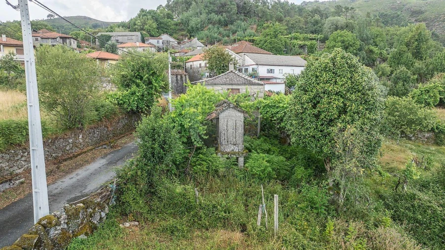 Moradia T1 para Venda em Valdreu Foto 5