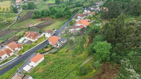 Moradia T3 para Venda em Fonte Arcada e Oliveira