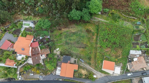 Moradia T3 para Venda em Fonte Arcada e Oliveira