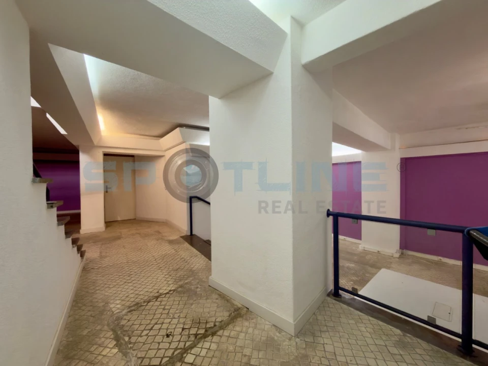 Loja para Arrendamento em Alvalade Foto 12