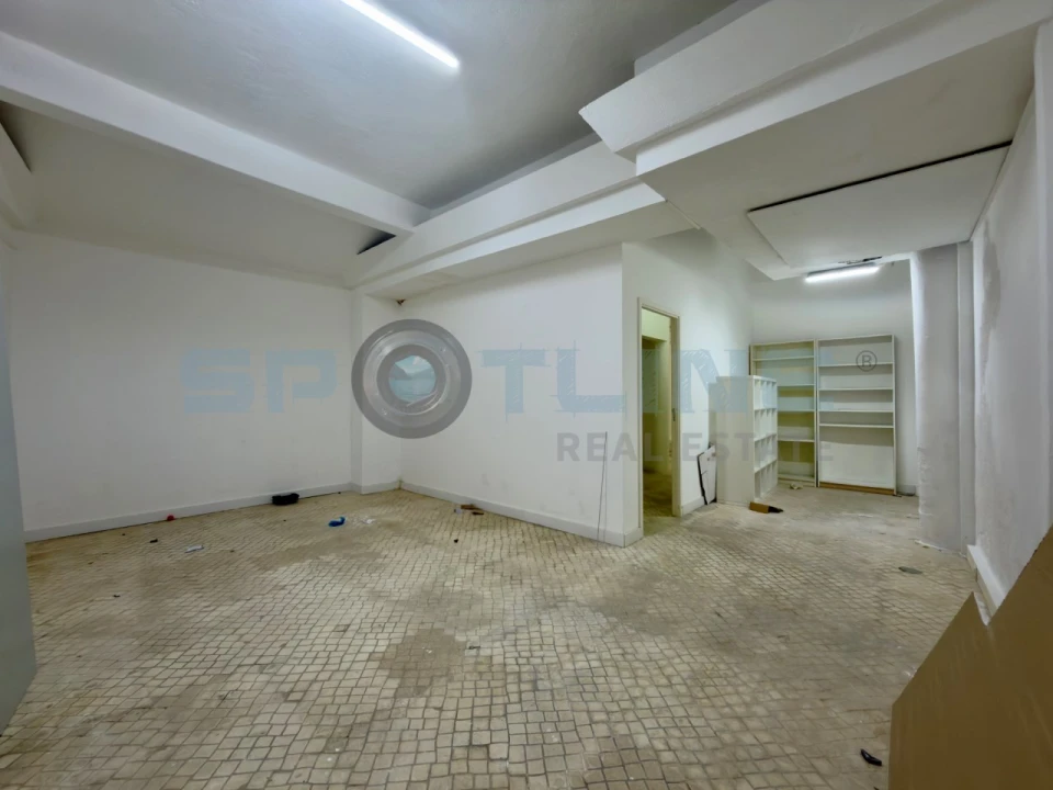 Loja para Arrendamento em Alvalade Foto 21