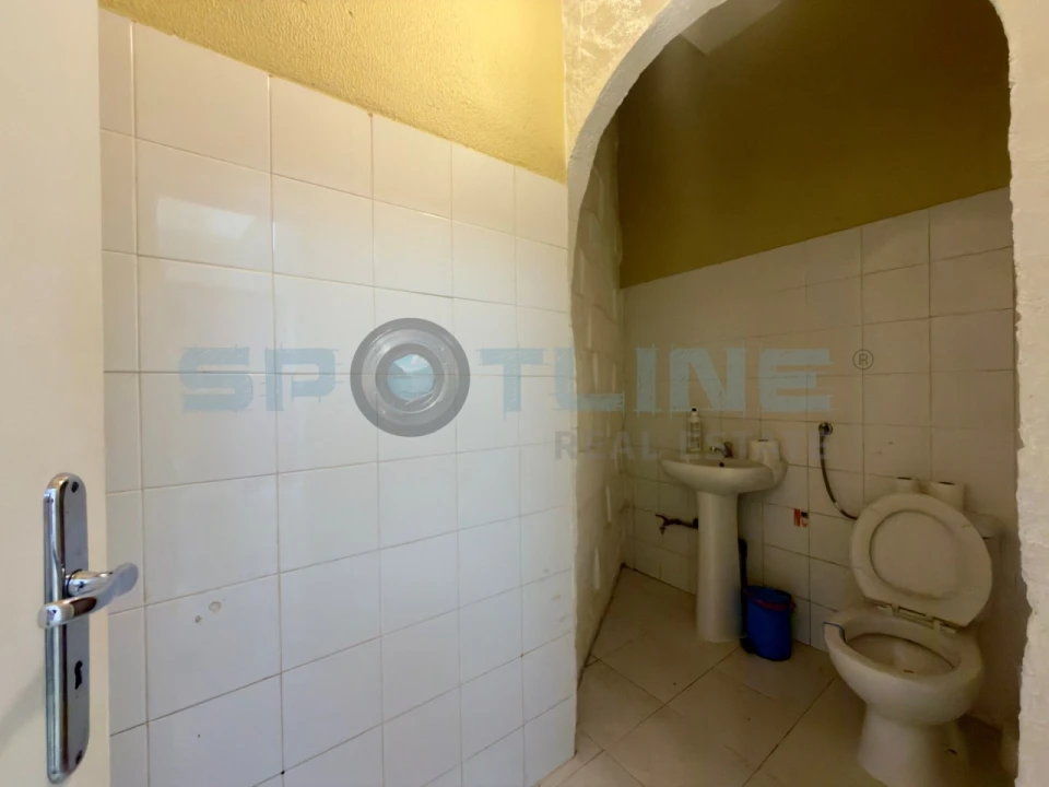 Loja para Arrendamento em Alvalade Foto 25