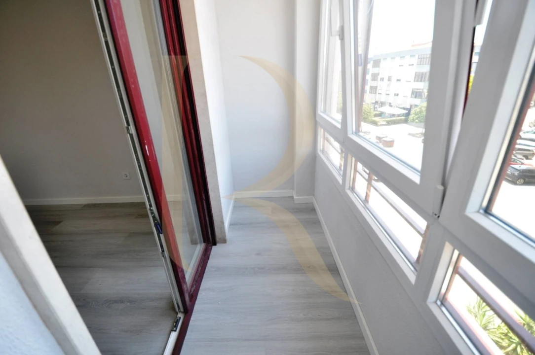 Apartamento T4 para Venda em Amora Foto 23