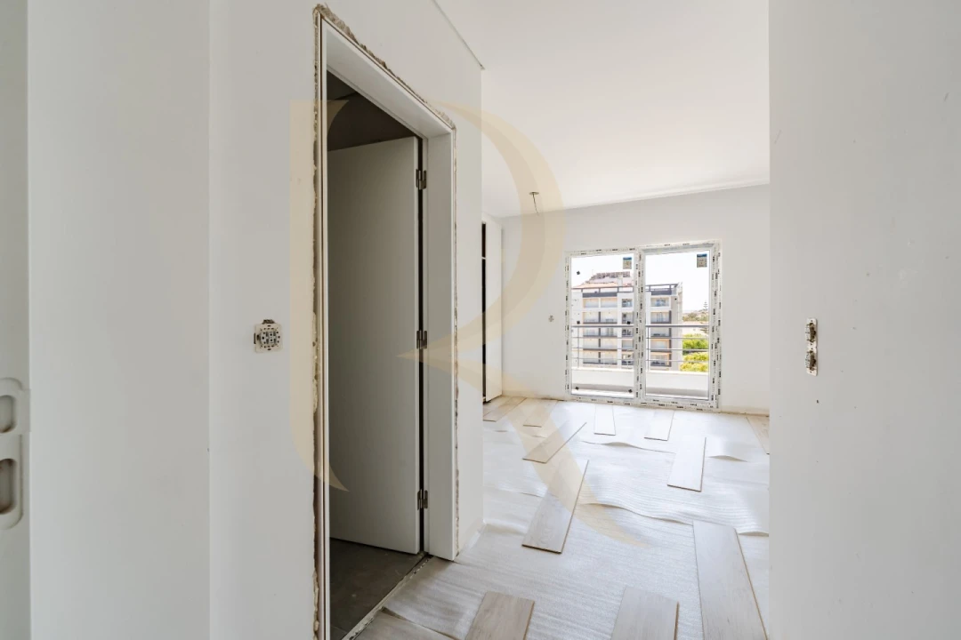 Apartamento T3 para Venda em Seixal, Arrentela e Aldeia de Paio Pires Foto 11