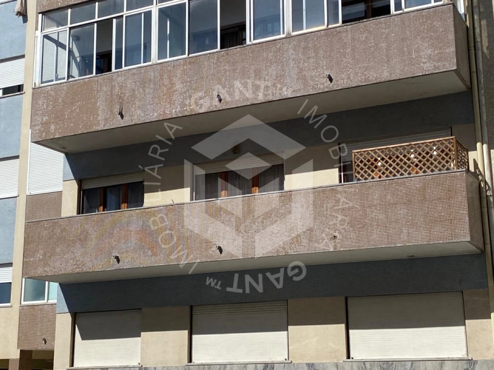 Apartamento T2 para Venda em Costa da Caparica Foto 28