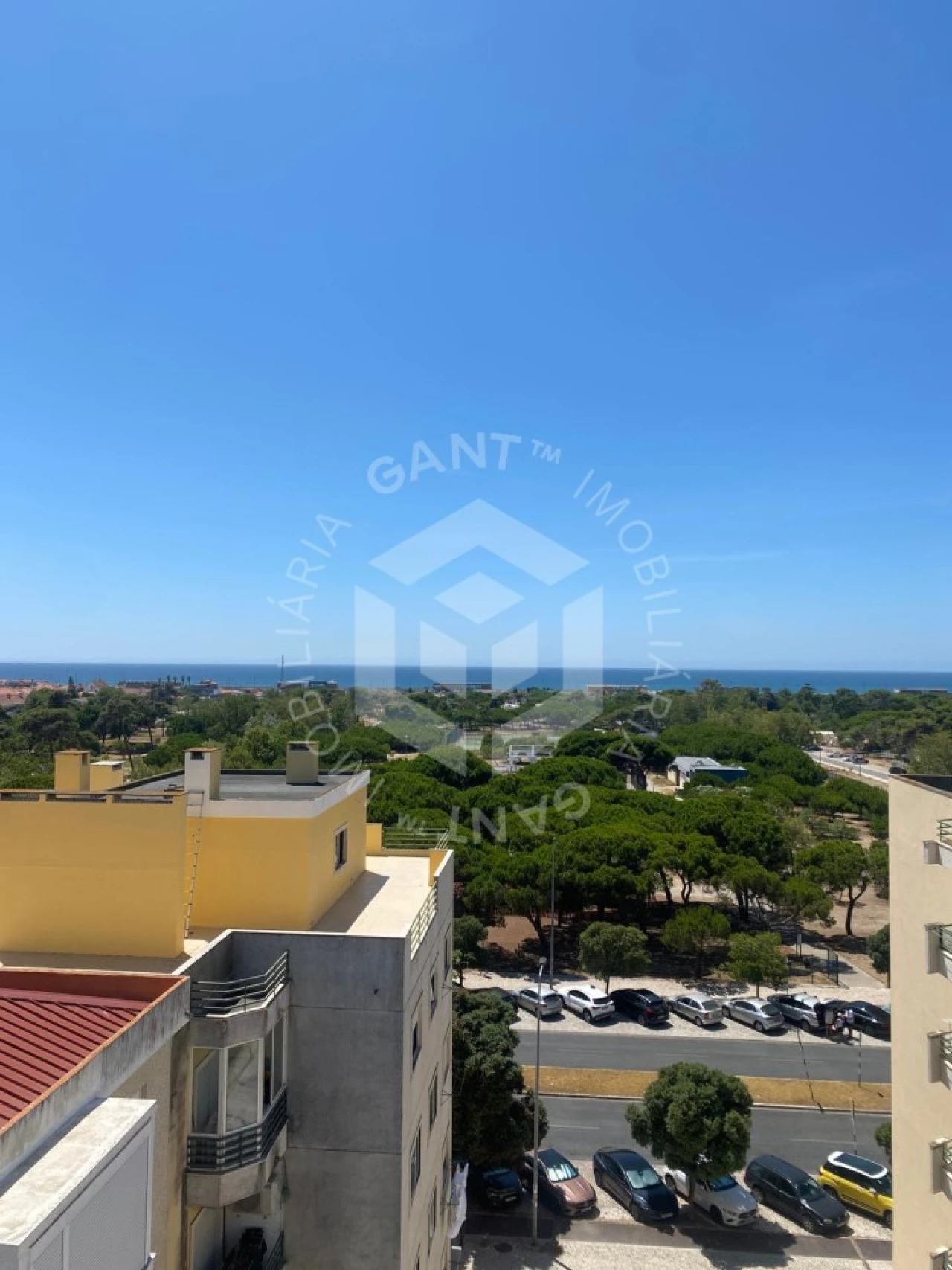 Apartamento T2 para Venda em Costa da Caparica Foto 24