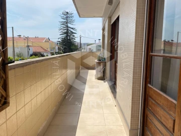 Apartamento T2 para Venda em Costa da Caparica