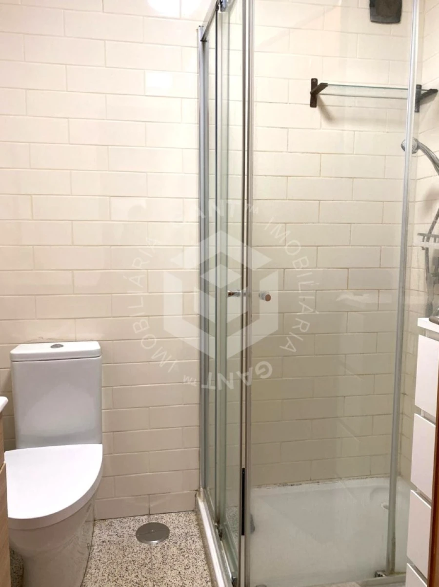 Apartamento T2 para Venda em Costa da Caparica Foto 25
