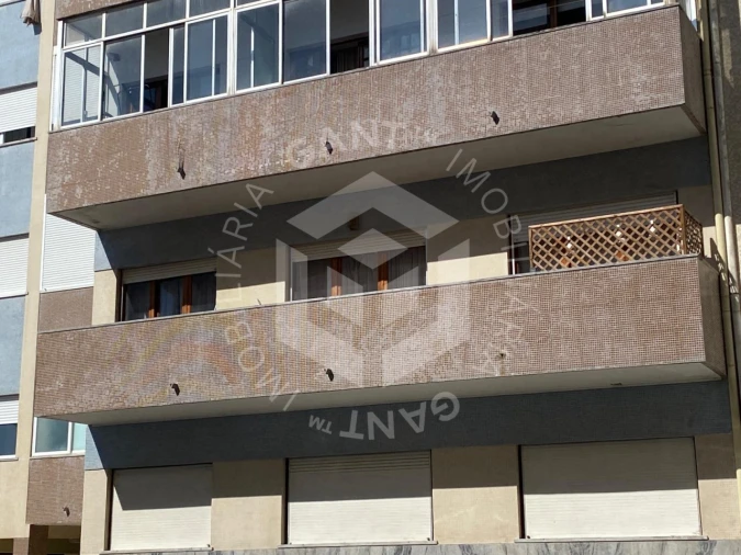 Apartamento T2 para Venda em Costa da Caparica Foto 28