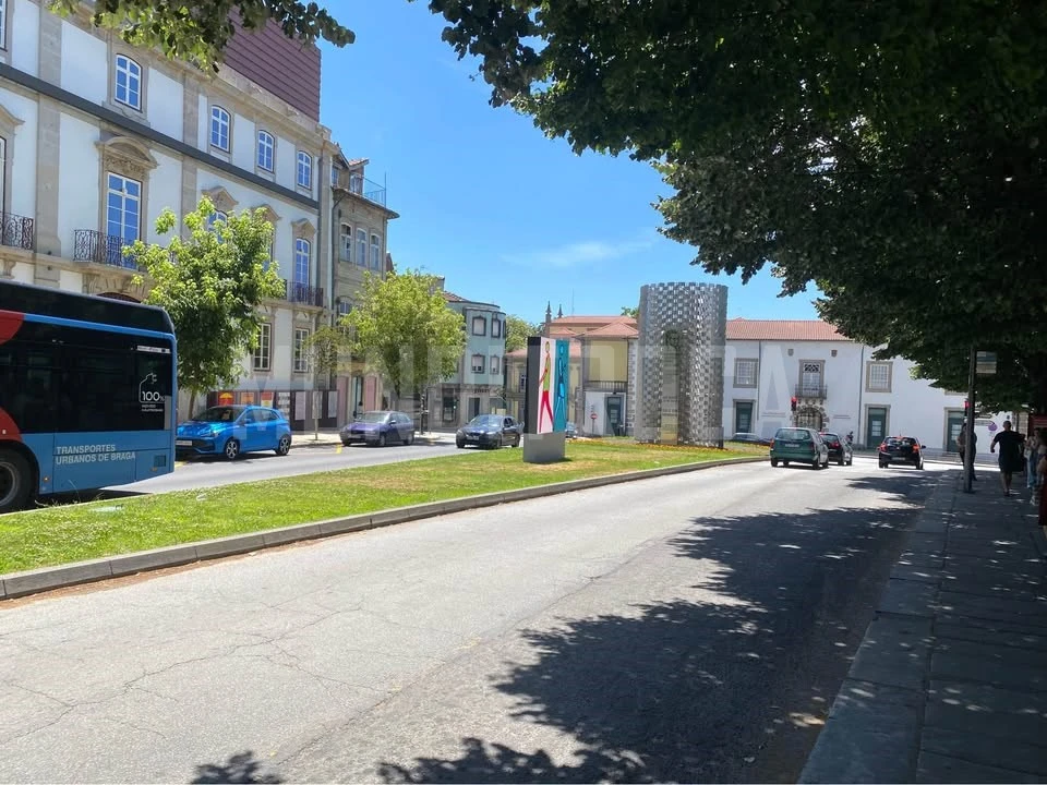 Loja para Arrendamento em Braga (São José de São Lázaro e São João do Souto) Foto 5