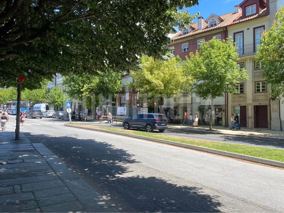 Loja para Arrendamento em Braga (São José de São Lázaro e São João do Souto) Foto 7