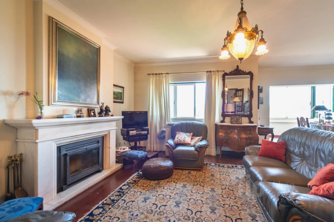 Apartamento T2 para Venda em Cascais e Estoril Foto 3