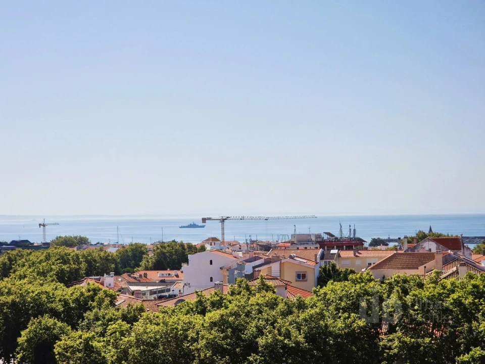 Apartamento T2 para Venda em Cascais e Estoril Foto 1