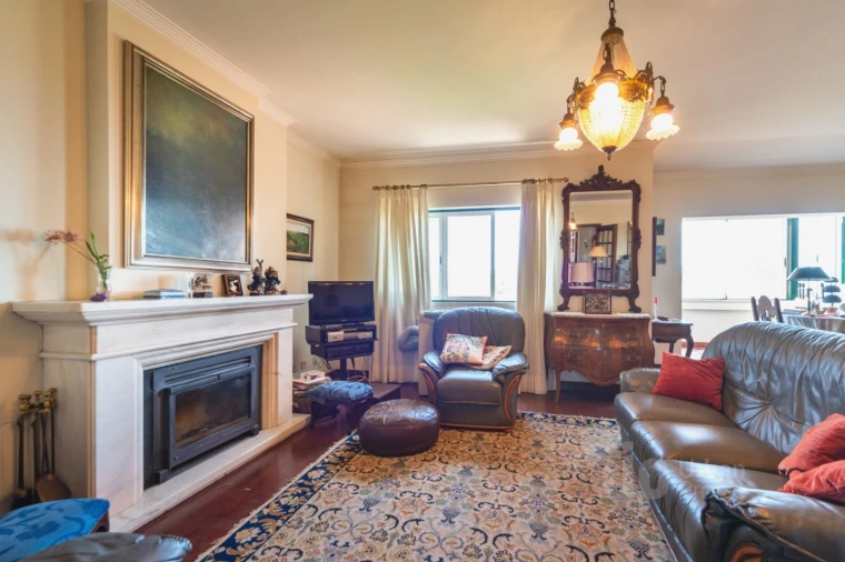 Apartamento T2 para Venda em Cascais e Estoril Foto 3