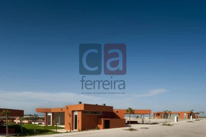 Moradia T3 para Venda em Vau