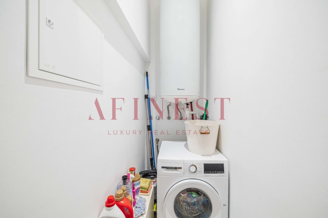 Apartamento T4 para Arrendamento em Santo António Foto 22