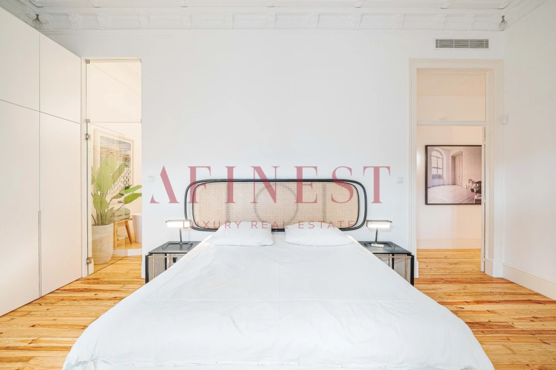 Apartamento T4 para Arrendamento em Santo António Foto 28