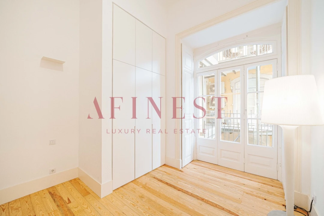 Apartamento T4 para Arrendamento em Santo António Foto 44