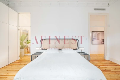 Apartamento T4 para Arrendamento em Santo António