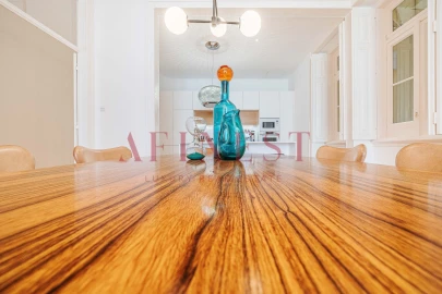 Apartamento T4 para Arrendamento em Santo António