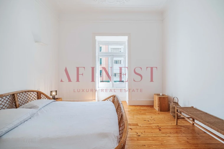 Apartamento T4 para Arrendamento em Santo António Foto 12