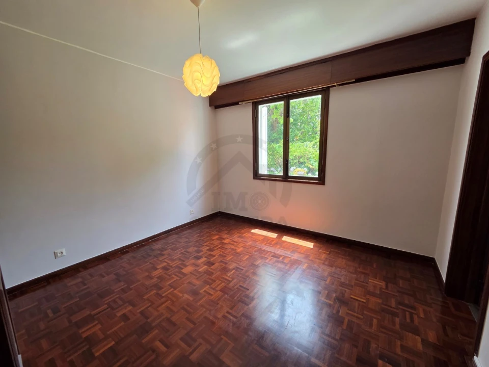 Apartamento T2 para Venda em São Martinho Foto 16