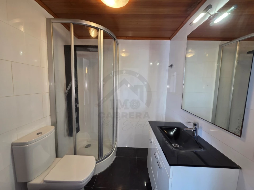 Apartamento T2 para Venda em São Martinho Foto 18