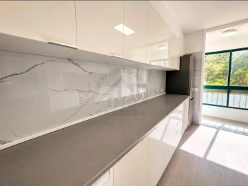 Apartamento T2 para Venda em São Martinho