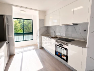 Apartamento T2 para Venda em São Martinho