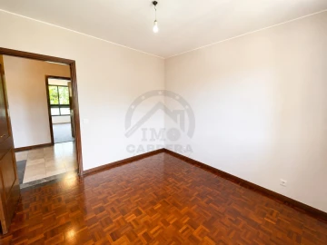 Apartamento T2 para Venda em São Martinho