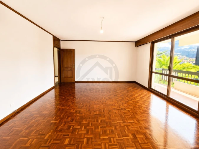 Apartamento T2 para Venda em São Martinho Foto 17