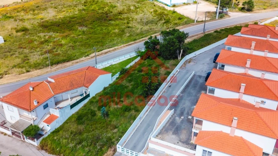 Terreno para Venda em A dos Cunhados e Maceira
