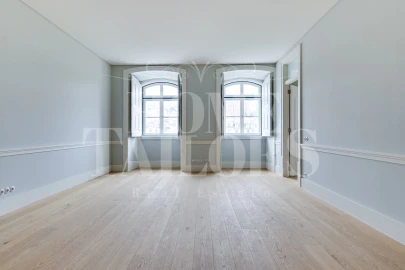 Apartamento T2 para Venda em Santa Maria Maior