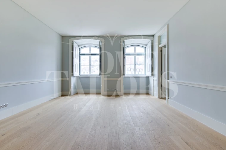 Apartamento T2 para Venda em Santa Maria Maior Foto 3