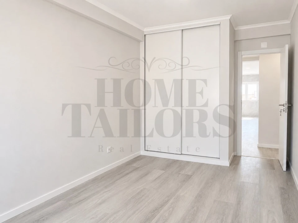 Apartamento T4 para Venda em Amora Foto 13