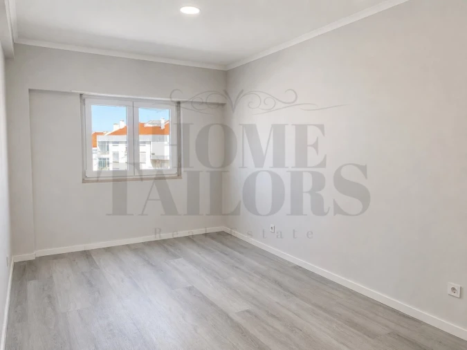 Apartamento T4 para Venda em Amora Foto 8