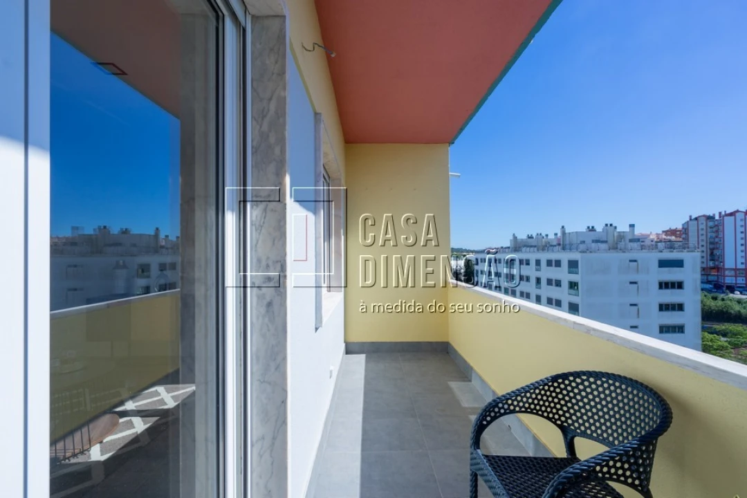 Apartamento T3 para Venda em Benfica Foto 20