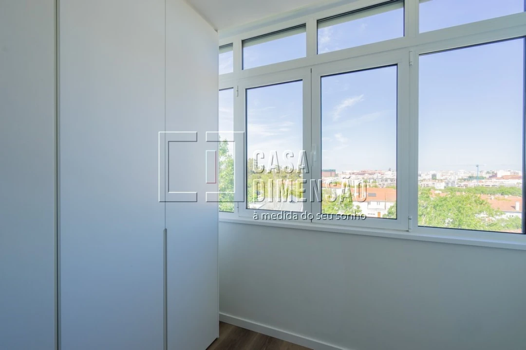 Apartamento T3 para Venda em Benfica Foto 50