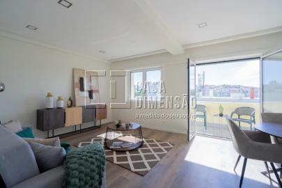 Apartamento T3 para Venda em Benfica