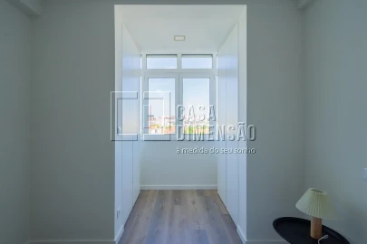 Apartamento T3 para Venda em Benfica