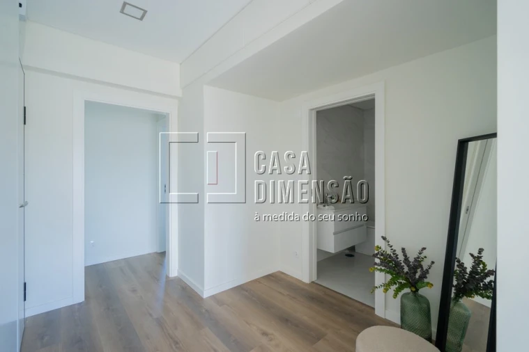 Apartamento T3 para Venda em Benfica Foto 7